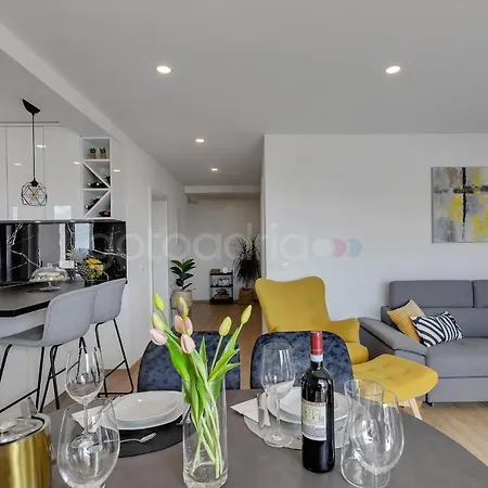 Appartamento Luxurious Lara&luka *