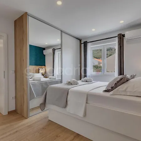 Apartment Luxurious Lara&luka Makarska