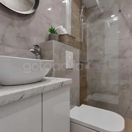 Luxurious Lara&luka Apartment *