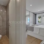 Luxurious Lara&luka * マカルスカ