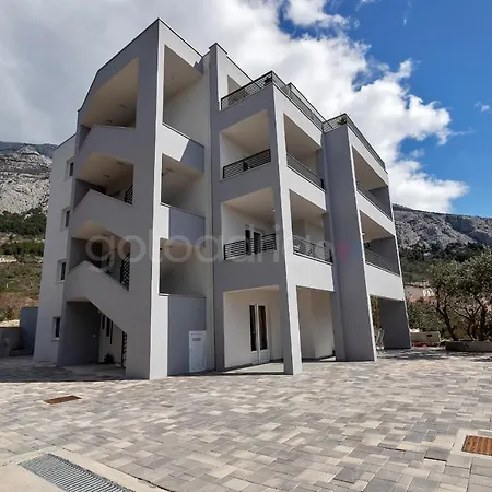 Apartament Luxurious Lara&luka *