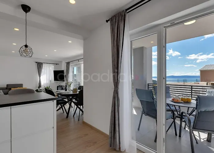 Luxurious Lara&luka Makarska