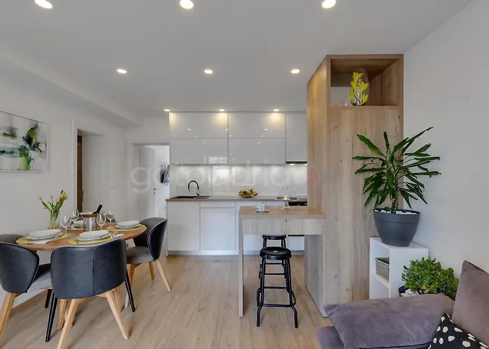 Luxurious Lara&luka Макарска