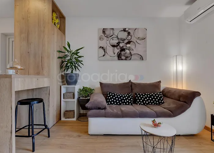 Apartament Luxurious Lara&luka *