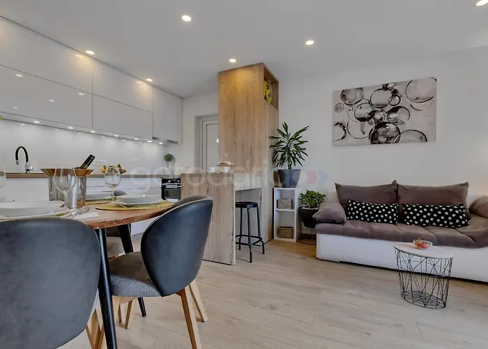 Luxurious Lara&luka Apartament *